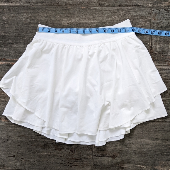 SOLD Lululemon Court Rival High Rise Skirt/Skort - Picture 8 of 9